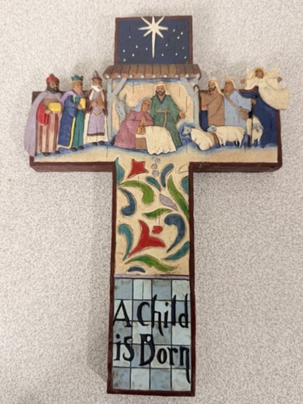 Jim Shore Heartwood Creek A Child Is Born Nativity Cross Wall Plaque